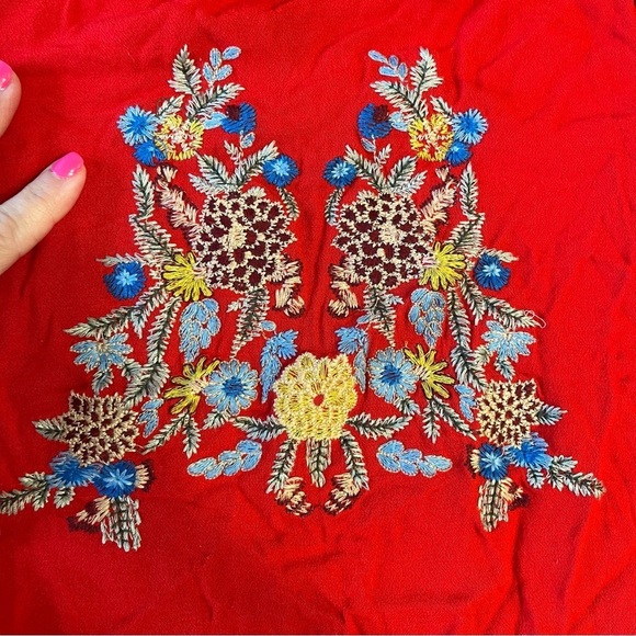 Entro red embroidered blouse size 1X runs small check measurements - Picture 2 of 6